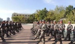 最新军训爆料文案怎么写,严酷训练背后的青春故事